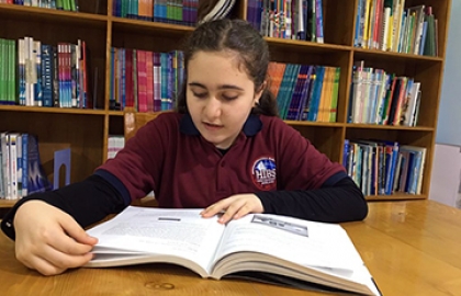 NIHAL VÀ HUY CHƯƠNG VÀNG CUỘC THI TOEFL JUNIOR VÒNG TOÀN QUỐC